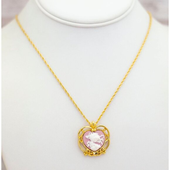 19 inch, Vintage Heart Angel Cameo Gold Tone Necklace by Precious Memories - BA1 - Picture 2 of 3
